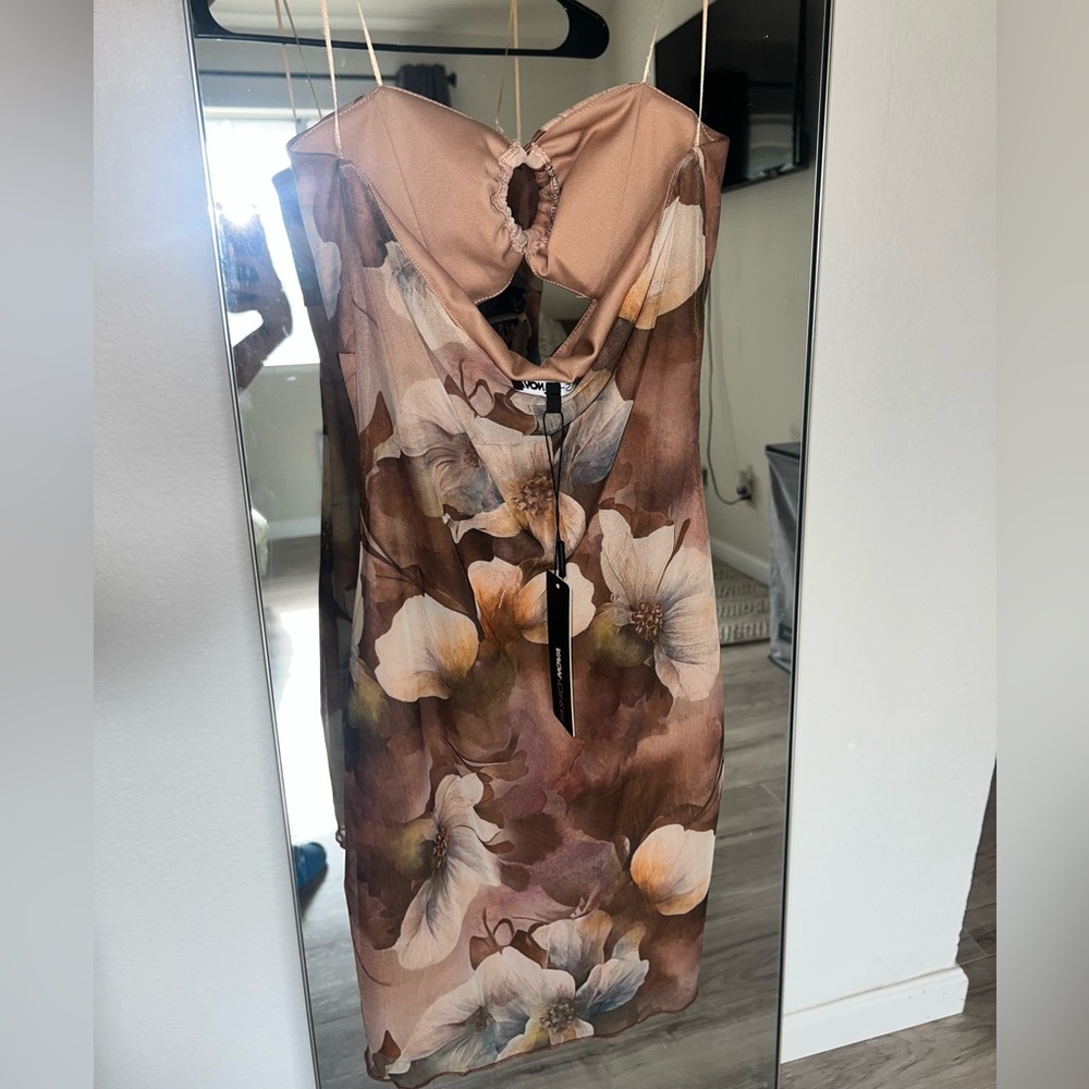 Strapless Floral Lace-Up Dress - Picture 2 of 2
